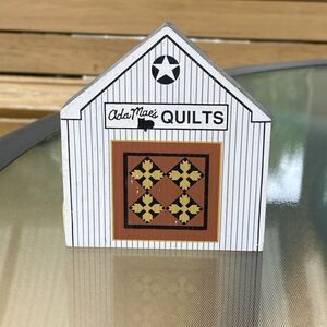 Cats Meow Ada Maes Quilt Barn Wooden Shelf Sitter Ohio Amish Series 1991